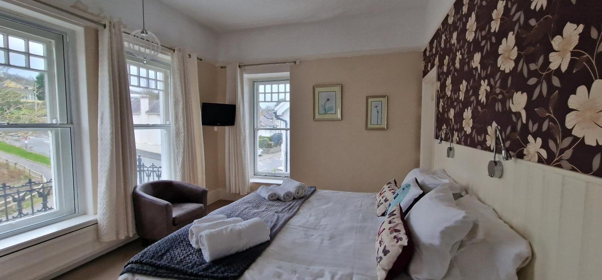 Hazeldene Hotel Aberaeron Bagian luar foto